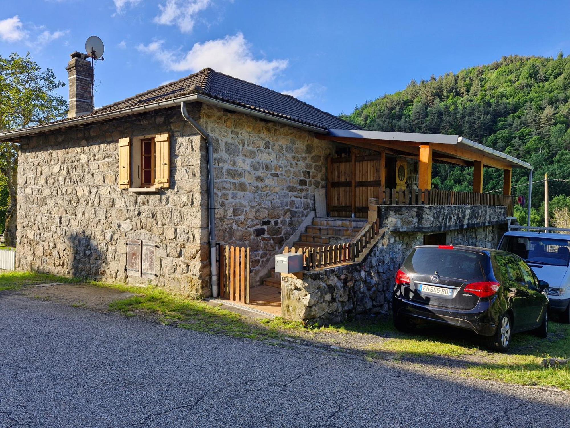 La Maison Des Lucioles Saint-Julien-Boutieres Exterior photo